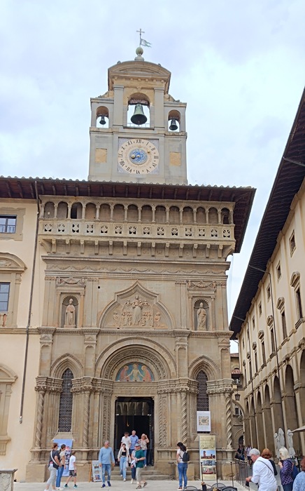 arezzo