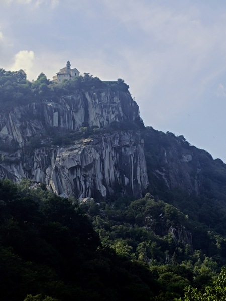 santuario madonna del sasso lago d orta